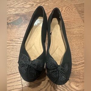 Black Bow Embellished Women's Flats